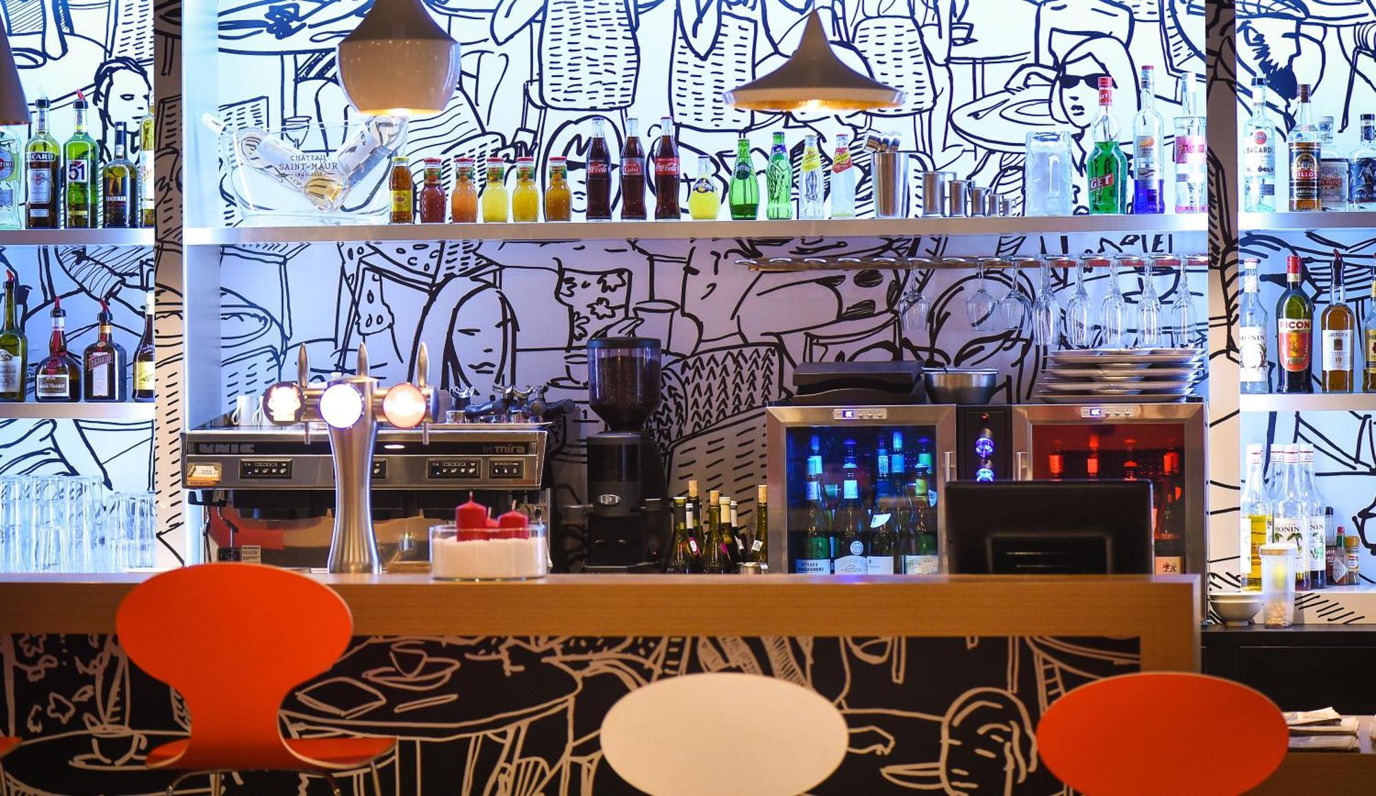 Ibis Dijon Gare Hotell Exteriör bild