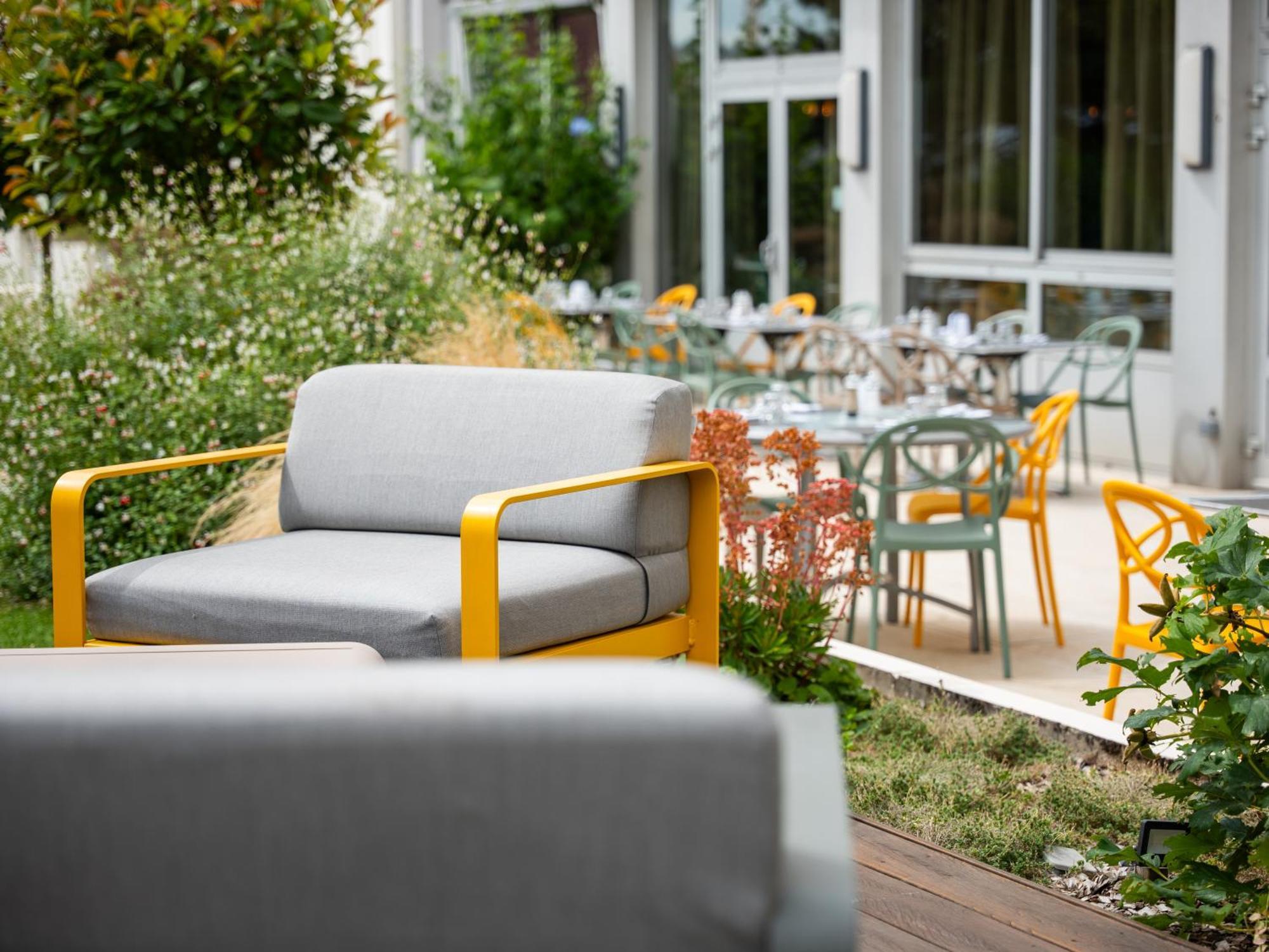 Ibis Dijon Gare Hotell Exteriör bild